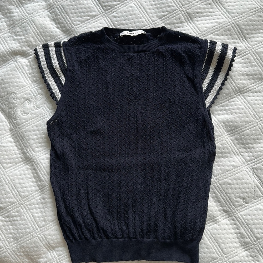 ZARA Blue Cotten Knit Top with Crocheted Cap Sleeves